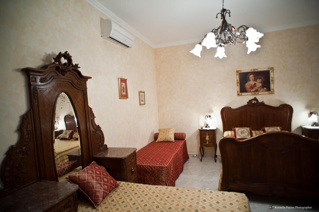 La Baronessa Villa Tiggiano Room photo